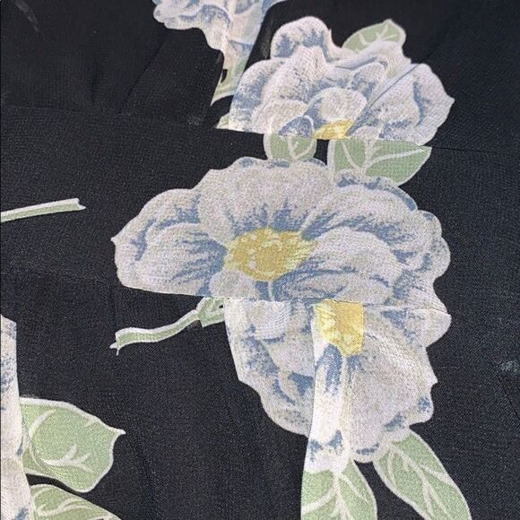 Mink Pink Black Floral Long Sleeve Oriental Bloom Sheer Playsuit Romper XS - Picture 7 of 8